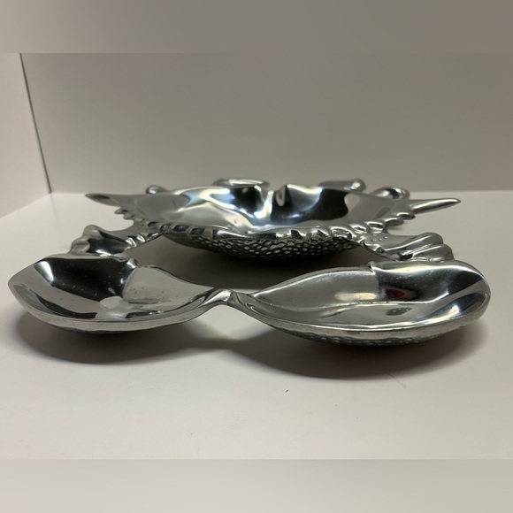 Wilton Armetale Sea Life Coastal Crab Chip/Dip Crab/ Shrimp  Metal Serving Tray - Picture 15 of 15